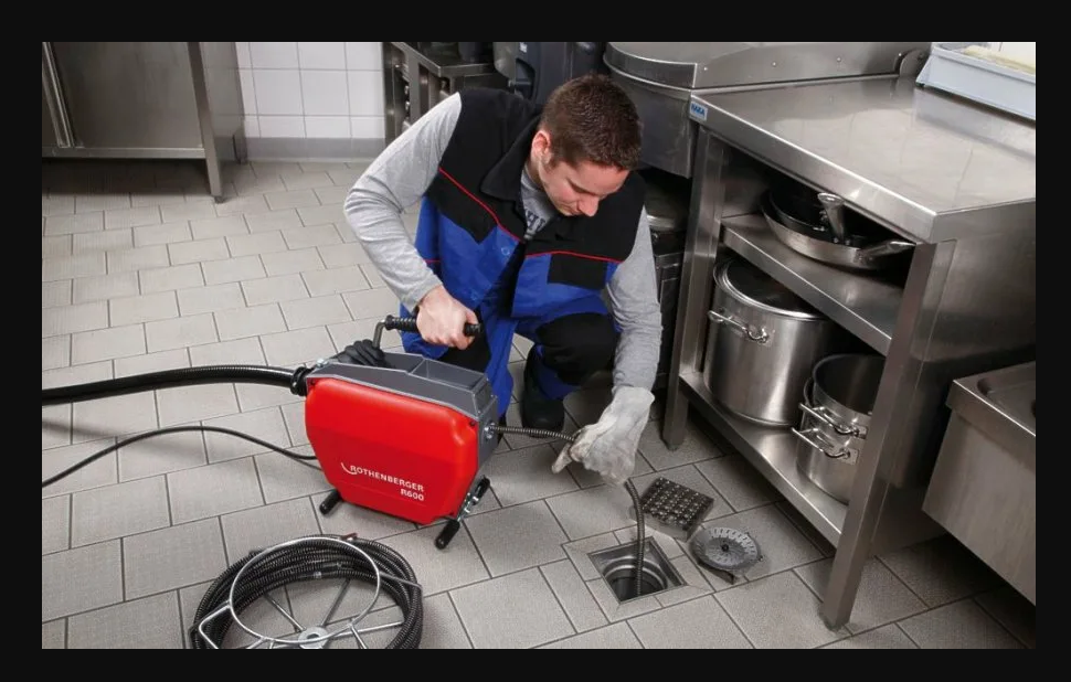 Kadiköy Klozet Tuvaletsu Banyo Boru Mutfak Klozetsu Tıkanıklık Açma-  vabo tıkanıklığı açma, En Uygun Fiyatlar Makinalı Gider Açımı.
